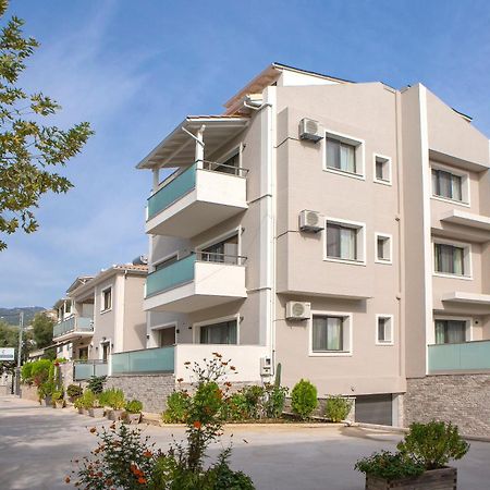 Zisis Suites Нидри Екстериор снимка