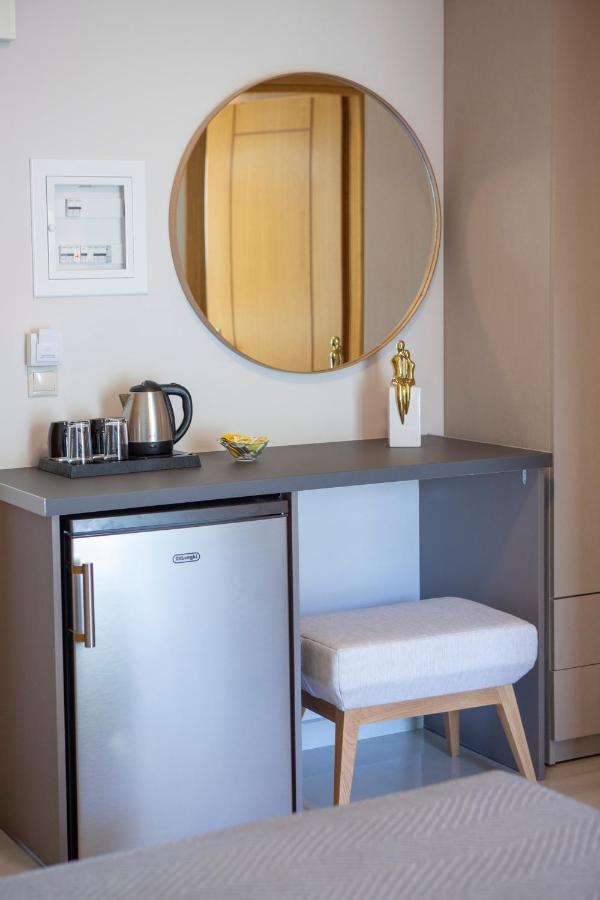 Zisis Suites Нидри Екстериор снимка