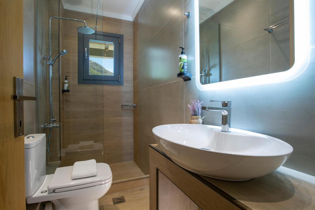 Zisis Suites Нидри Екстериор снимка