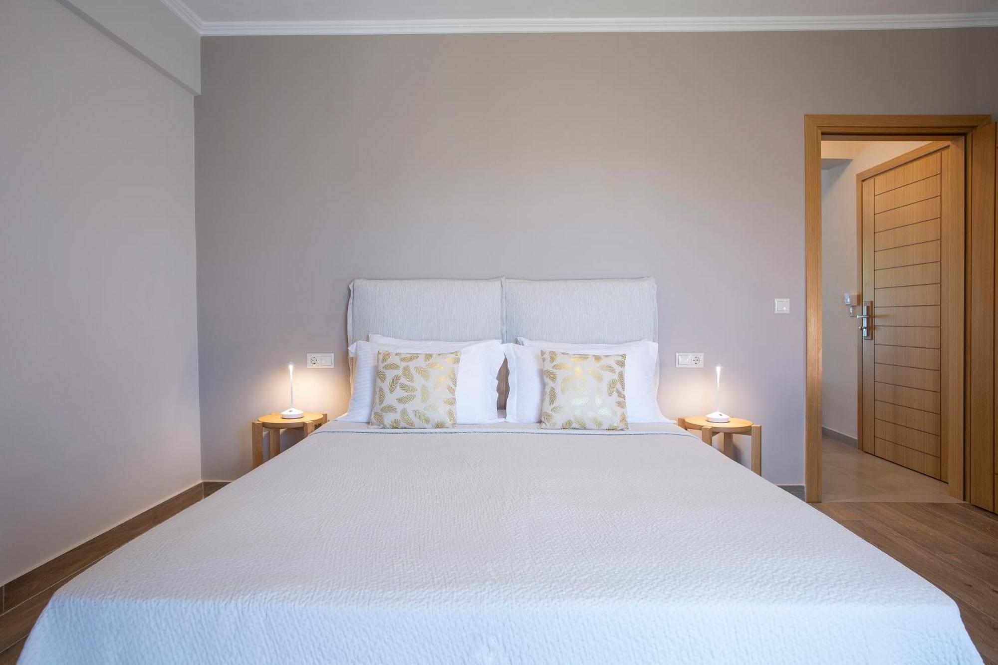Zisis Suites Нидри Екстериор снимка