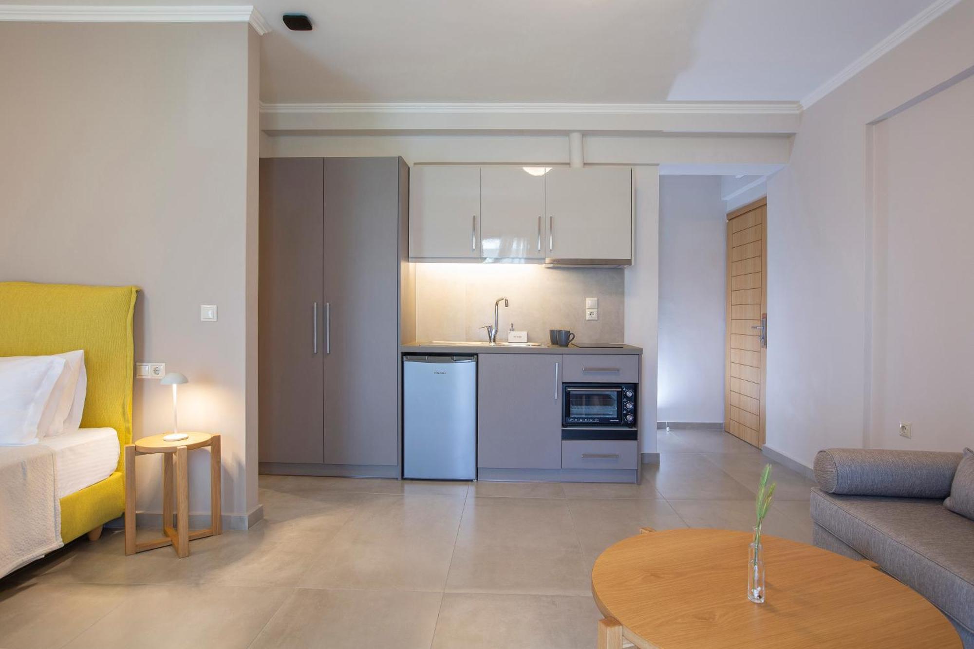 Zisis Suites Нидри Екстериор снимка